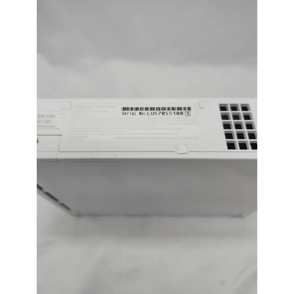 Broken Nintendo Wii Console Gaming System Only RVL-001 Bad Disc Drive